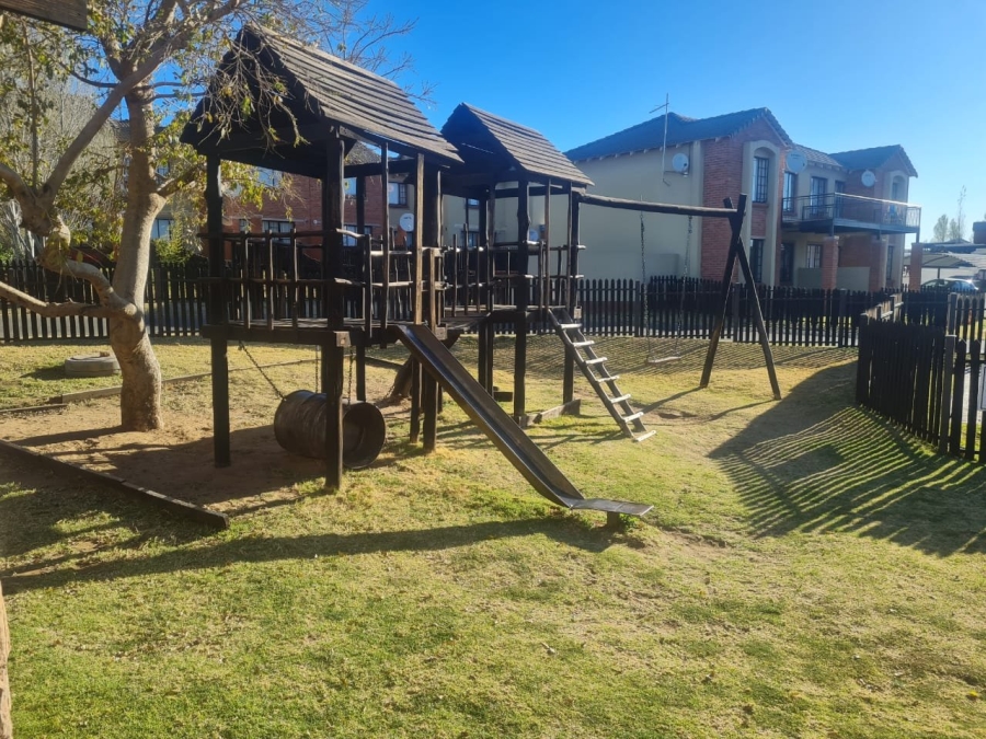 2 Bedroom Property for Sale in Hillside View Free State